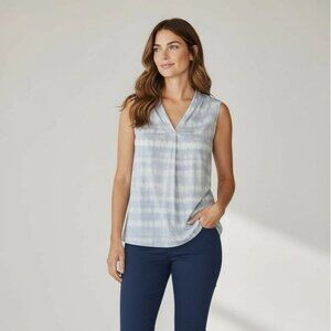 Calvin Klein NWT Sleeveless V-Neck Top Size XL Blue White Dressy